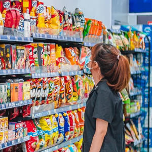 Giữ thị trường nội địa, nâng sức hàng Việt