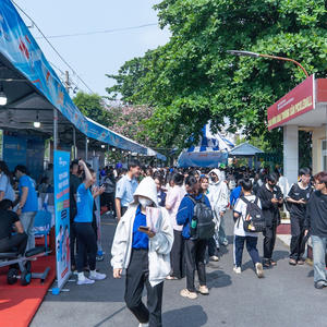 Mục tiêu 900.000 việc làm: TP.HCM tăng tốc phát triển thị trường lao động