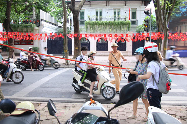 Hà Nội: Hàng trăm trường hợp vi phạm giao thông bị camera AI phát hiện trong một ngày