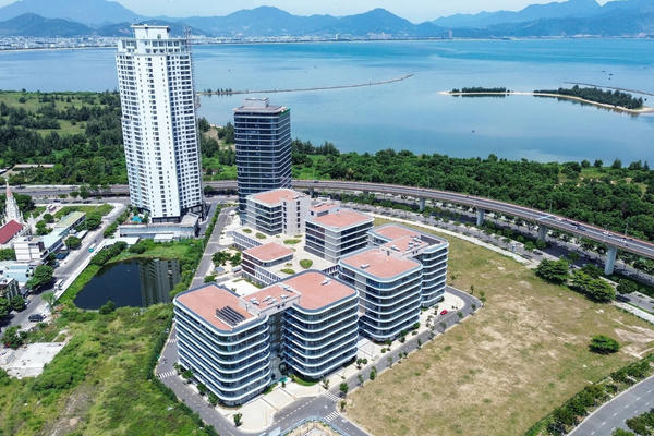 10 thành viên đầu tiên của Trung tâm Tài chính quốc tế Việt Nam tại Đà Nẵng