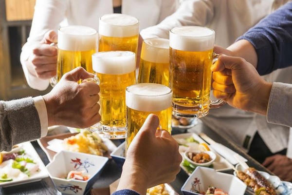 Người Việt tiêu thụ 4,6 tỷ lít bia, lọt top quốc gia uống bia nhiều nhất thế giới