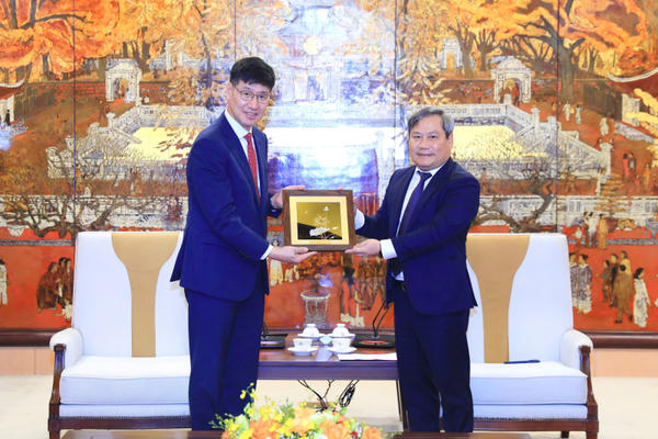 Hà Nội tạo điều kiện cho tập đoàn Samsung Việt Nam mở rộng hoạt động