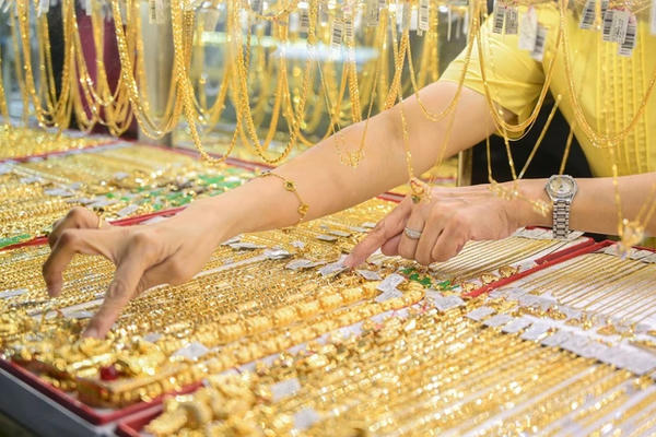 Giá vàng cao kỷ lục từ trước tới nay 