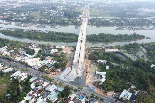 Đồng loạt khởi công, thông xe 5 dự án ở Đồng Nai chào mừng Ngày thành lập Đảng Cộng sản Việt Nam