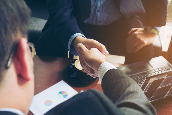 Đề xuất cắt giảm, đơn giản thủ tục đầu tư ra nước ngoài