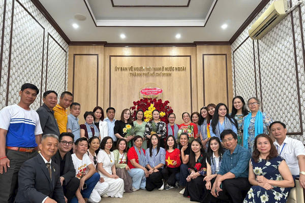 TP.HCM họp mặt 1.000 kiều bào mừng Xuân Bính Ngọ 2026