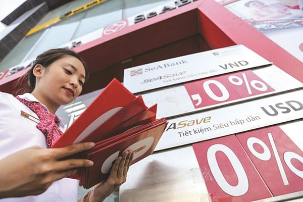 Lãi suất bình quân của các giao dịch bằng VND có xu hướng giảm