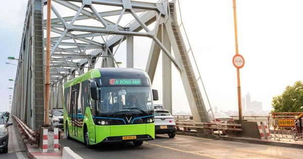 Hà Nội tăng cường xe buýt phục vụ Hội chợ mùa Xuân 2026