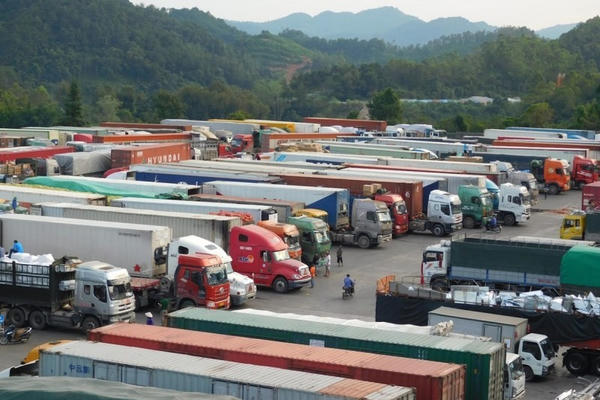 Ưu tiên thông quan hàng hóa dịp cao điểm Tết Nguyên đán
