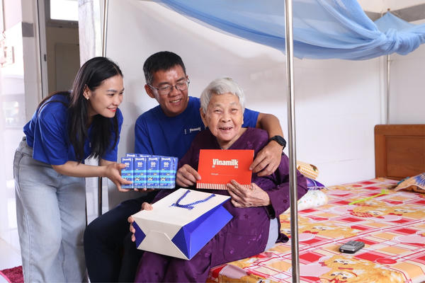 Chuỗi hoạt động Tết nghĩa tình của Vinamilk đến với cộng đồng