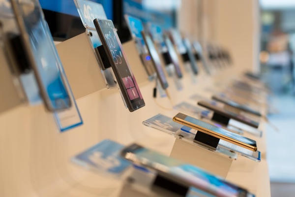 Thị trường smartphone toàn cầu dự báo giảm 12,9% trong năm 2026