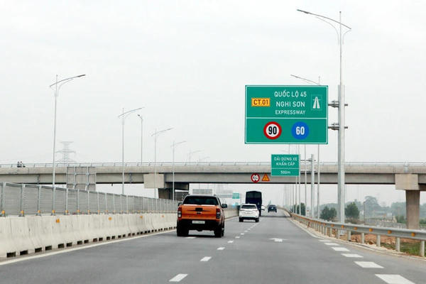 Từ 22h ngày 2/3, chính thức thu phí trên 5 tuyến cao tốc Bắc - Nam 