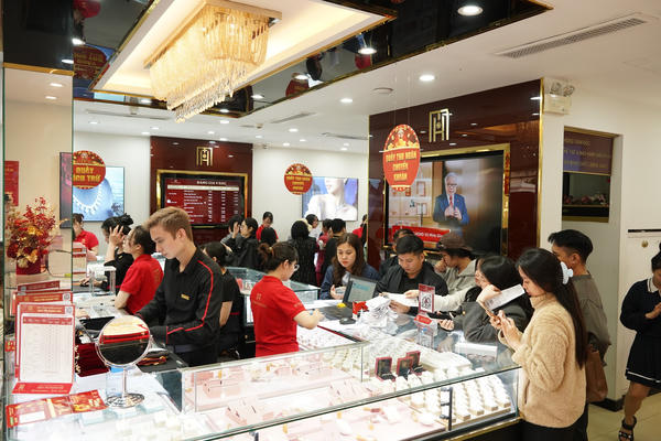 Giá vàng ngày 10/3: Vàng trong nước giảm mạnh