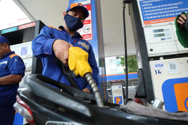 Bộ Công Thương khuyến khích làm việc từ xa để tiết kiệm xăng