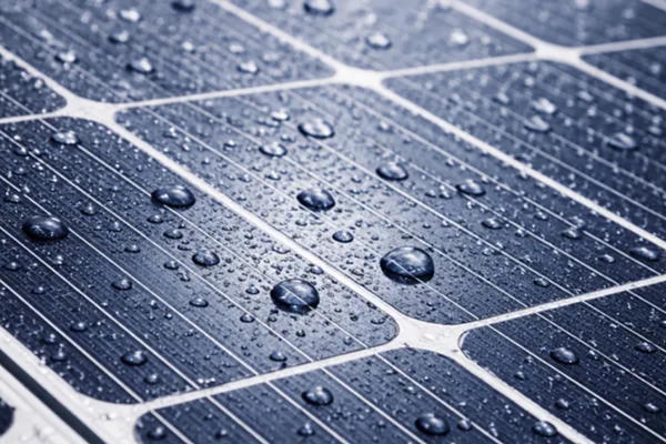 Pin mặt trời có thể tạo điện ngay cả khi trời mưa, mở đường cho tương lai năng lượng sạch