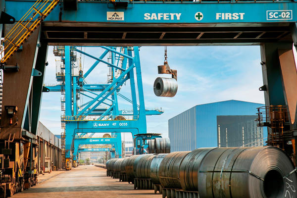 Gia đình Chủ tịch Trần Đình Long dự kiến tăng sở hữu tại Hòa Phát