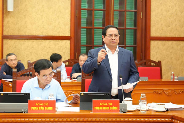 Hoàn thiện thể chế để mở rộng không gian phát triển cho doanh nghiệp