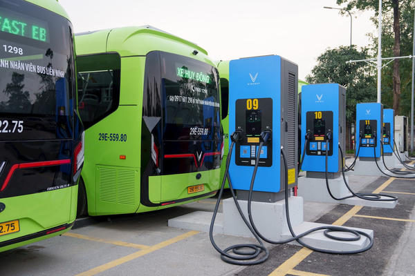 Tham chiếu kinh nghiệm quốc tế trong thúc đẩy chuyển đổi giao thông xanh tại Việt Nam
