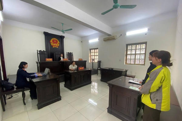 Mượn giấy tờ tùy thân để ký hợp đồng lao động: "Người này làm việc nhưng người kia được hưởng Bảo hiểm xã hội"