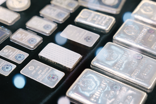 Nghiên cứu niêm yết bạc thỏi trên Sở Giao dịch Hàng hóa Việt Nam