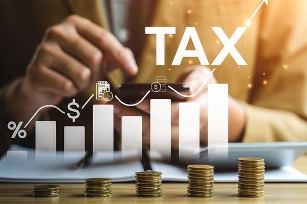 Doanh thu cuối năm “vượt ngưỡng” 500 triệu thì kê khai thuế thế nào?