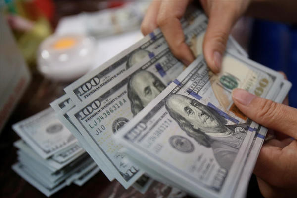 Tỷ giá ngoại tệ cập nhật mới nhất hôm nay 27/3/2026: Bảng Anh vượt mốc 35.700 VND