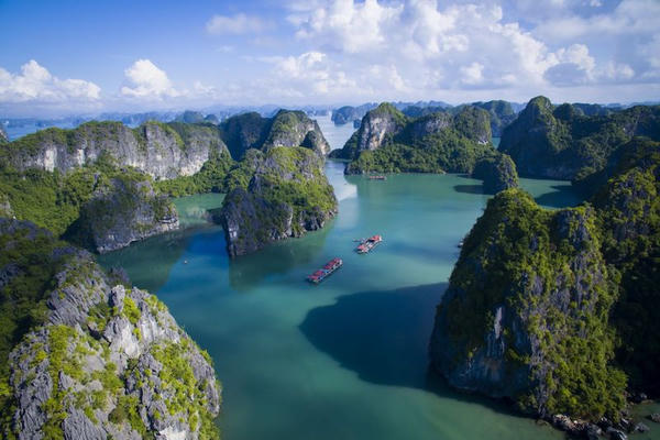 Vịnh Bái Tử Long vào top 7 kỳ quan đẹp nhất Đông Nam Á