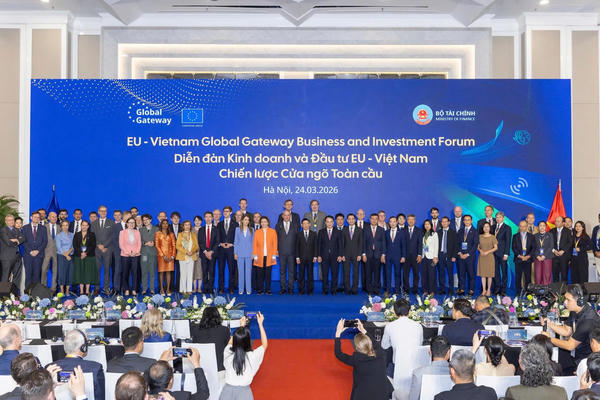 EU công bố gói đầu tư hơn 560 triệu euro hỗ trợ Việt Nam chuyển dịch năng lượng