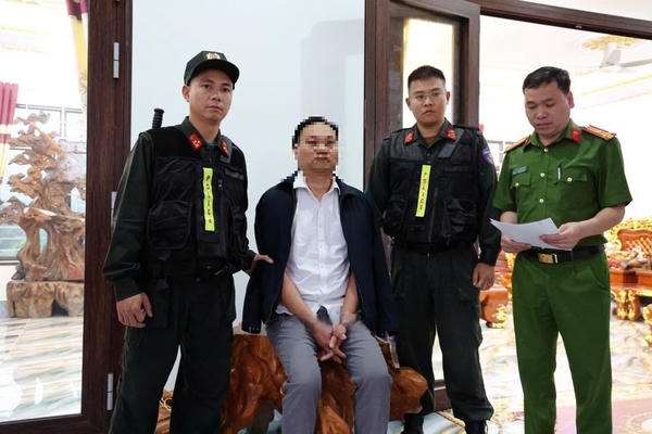 Triệt phá nhóm “xã hội đen” đội lốt doanh nghiệp