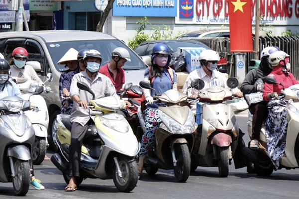 Dự báo thời tiết ngày 27/3: TP.HCM tiếp tục là tâm điểm đợt nắng nóng