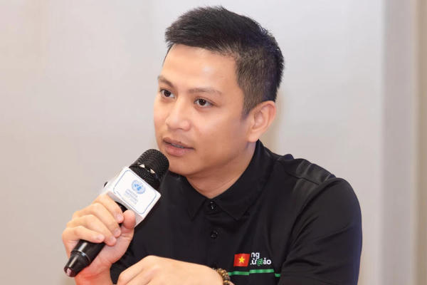 Những điều cần cảnh giác khi trò chuyện riêng tư với AI 