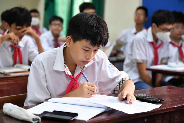 Hà Nội: Học sinh lớp 9 đăng ký vào lớp 10 công lập từ ngày 10 đến 17/4/2026