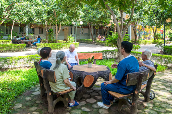 Bất động sản dưỡng lão: “Mỏ vàng” bị bỏ ngỏ giữa làn sóng già hóa dân số