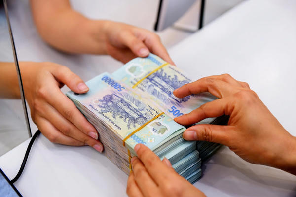 Lãi suất huy động của các ngân hàng mới nhất hôm nay 1/4/2026

