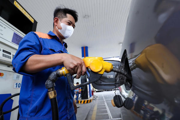 Đề xuất cơ chế tạm ứng Quỹ bình ổn xăng dầu theo chu kỳ 7 ngày