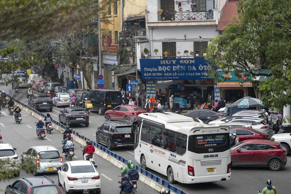 Hà Nội đề xuất nới thời gian hoạt động cho xe du lịch 29 chỗ