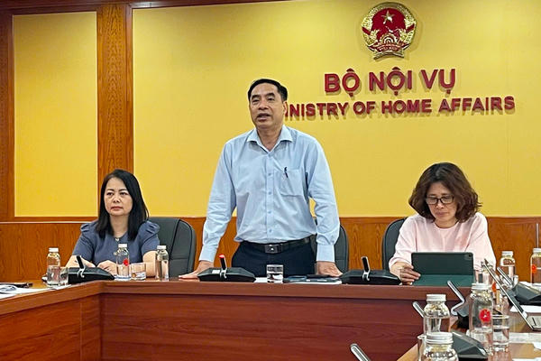 Bộ Nội vụ bác tin nghỉ 9 ngày dịp lễ 3/4-1/5