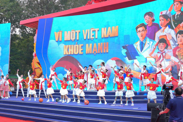 Lan tỏa thông điệp “Chủ động phòng bệnh - Vì một Việt Nam khỏe mạnh” tại Ngày Sức khỏe toàn dân