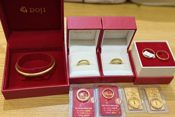 Giá vàng trong nước giảm mạnh 1,4 triệu đồng mỗi lượng