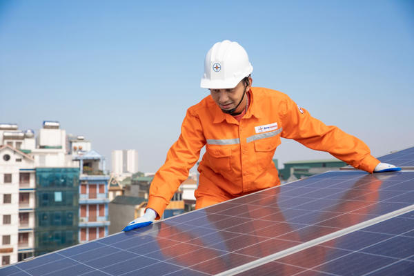 EVN khuyến cáo sử dụng điện an toàn, tiết kiệm trong cao điểm nắng nóng 