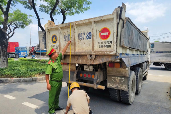 Chủ xe tải nặng tại TP. HCM cần lưu ý gì trong đợt cao điểm kiểm tra?