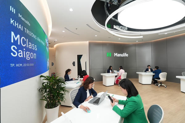 Manulife Việt Nam chi trả hơn 9.000 tỷ đồng quyền lợi bảo hiểm cho khách hàng