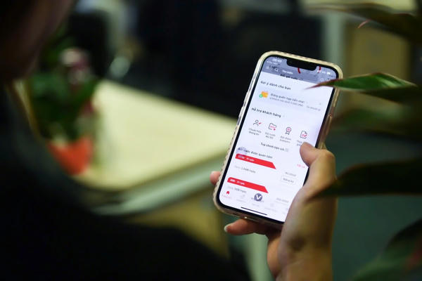 Vinaphone và Viettel triển khai nhiều giải pháp hỗ trợ xác thực thông tin thuê bao