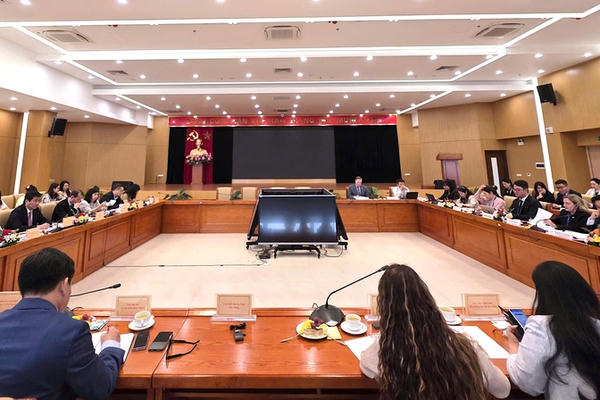 Dòng vốn Mỹ "nhắm" loạt siêu dự án hạ tầng tại Việt Nam