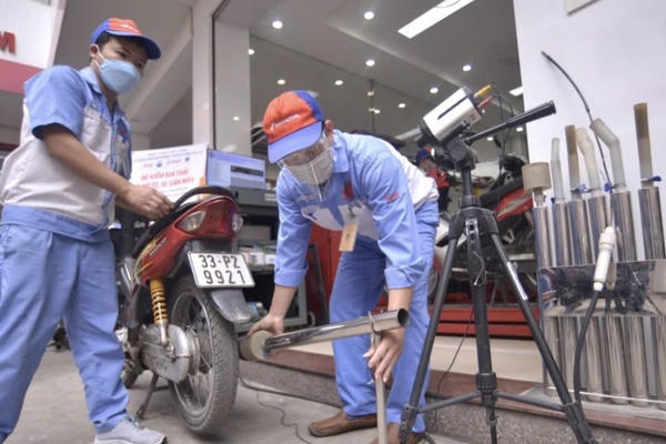 Xe dưới 2 năm có được miễn kiểm định lần đầu?