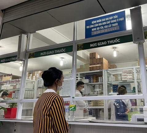 Siết niêm yết giá thuốc, bảo đảm ổn định thị trường