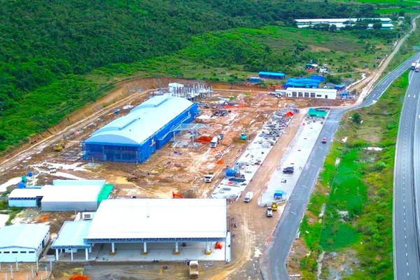 Đẩy nhanh tiến độ trạm dừng nghỉ cao tốc Bắc - Nam phía Đông trước 30/4