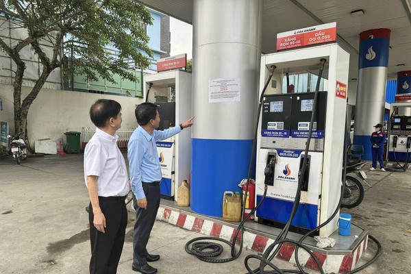 Xử phạt gần 400 triệu đồng đối với 3 đơn vị vi phạm quy định dự trữ xăng dầu
