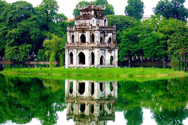 Hà Nội đón hơn 3 triệu lượt khách trong tháng 4/2026