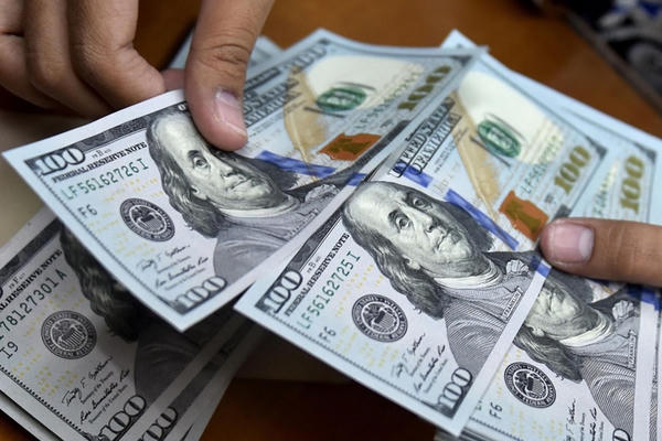 Tỷ giá ngoại tệ ngày 28/4: USD bán ra 26.368 đồng, nhiều đồng tiền biến động